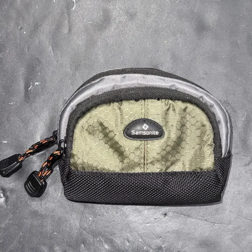 Samsonite Small Camera‎ Pouch with two zipper pockets hook & loop wide belt loop
